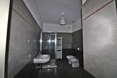 Lejlighed i Cisterna d'Asti, Asti, Cisterna d'Asti - € 160.000 | Ref: 87106666 - foto 6