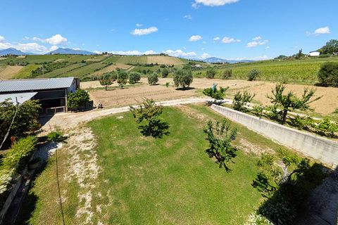 Villa i Controguerra, Teramo, Controguerra - € 490.000 | Ref: 028 - foto 14