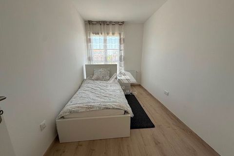 Apartament a Compiègne, Oise, Compiègne - € 1.295/mes | Ref: C0XC-3L0-TCU - foto 9