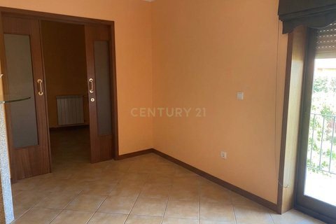 Lejlighed i Chaves, Vila Real, Chaves - € 230.000 | Ref: C0533-00114 - foto 3