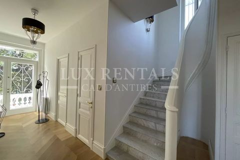 Villa i Antibes, Alpes-Maritimes, Antibes - € 2.499.000 | Ref: 7282556 - foto 10