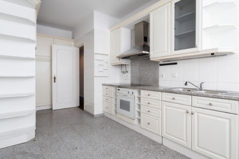 Apartament a Alges, Lisbon, Alges - € 1.850/mes | Ref: swan720lx - foto 19