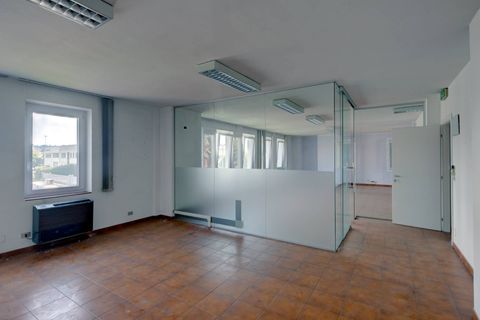 Erhvervsejendom i Trofarello, Turin, Trofarello - € 1.040.000 | Ref: 115942 - foto 9
