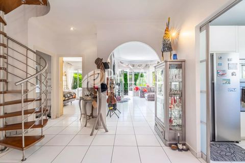 Villa i Nice, Alpes-Maritimes, Nice - € 1.475.000 | Ref: 87116946 - foto 5