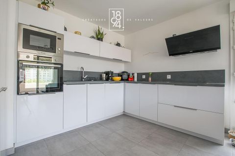 Leilighet i Marseille, Bouches-du-Rhone, Marseille - € 319 000 | Ref: 4NLM-OW1-M0D - foto 8