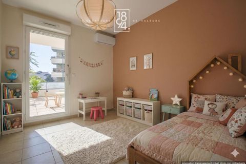 Leilighet i Marseille, Bouches-du-Rhone, Marseille - € 420 000 | Ref: OJ9C-O52-U0C - foto 16