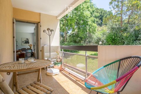 Lejlighed i Marseille, Bouches-du-Rhone, Marseille - € 347.000 | Ref: EQVO-V6M-38Z - foto 2