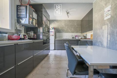 Villa i Marseille, Bouches-du-Rhone, Marseille - € 455.000 | Ref: F3SX-193-BIH - foto 7