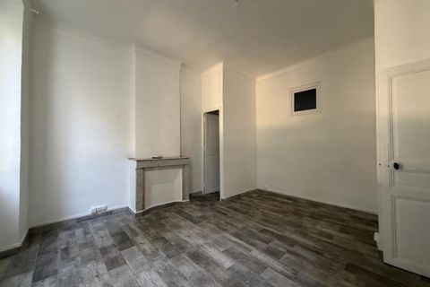 Villa a Marseille, Bouches-du-Rhone, Marseille - € 640/mes | Ref: 4LVZ-RED-29P - foto 2