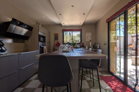 Villa a Pertuis, Vaucluse, Pertuis - € 575.000 | Ref: 3380 - foto 4