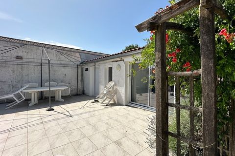 Villa a Montaigu, Vendee, Montaigu - € 275.000 | Ref: 340938464827 - foto 7