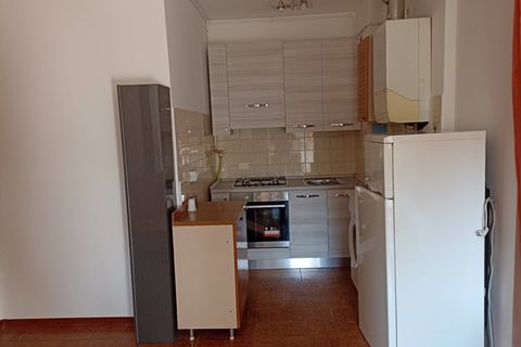 Apartament a Pisa, Pisa, Pisa - € 680/mes | Ref: 2022084 - foto 4