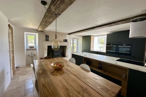 Villa in Bonnes, Charente, Bonnes - € 395.000 | Ref: BVI85217 - foto 6