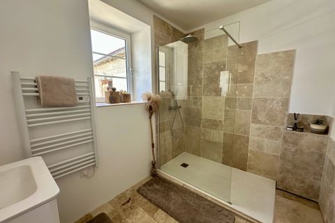 Villa in Bonnes, Charente, Bonnes - € 395.000 | Ref: BVI85217 - foto 15