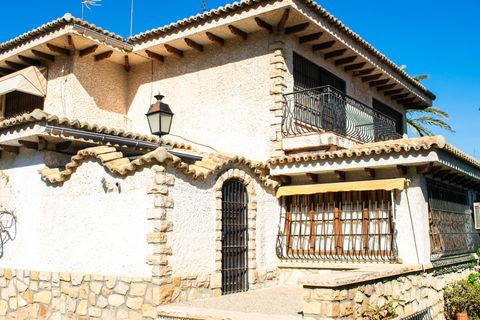 Villa i Altea, Alicante, Altea - € 1.350.000 | Ref: CLDMLS-79124 - foto 8
