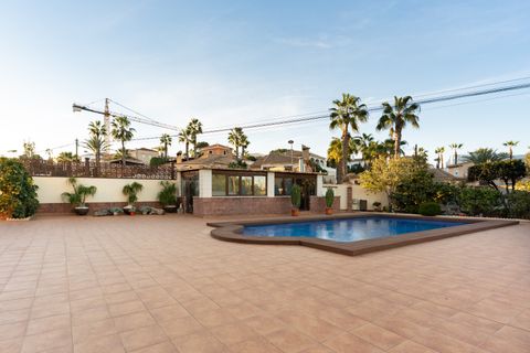 Villa i Altea, Alicante, Altea - € 930.000 | Ref: CLDMLS-55345 - foto 5