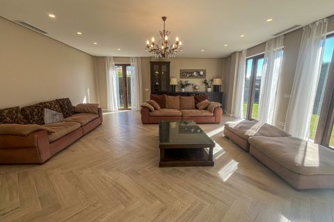 Villa i Altea, Alicante, Altea - € 1.050.000 | Ref: CLDMLS-90517 - foto 15