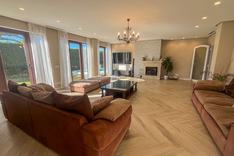 Villa i Altea, Alicante, Altea - € 1.050.000 | Ref: CLDMLS-90517 - foto 16
