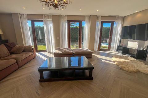 Villa i Altea, Alicante, Altea - € 1.050.000 | Ref: CLDMLS-90517 - foto 18