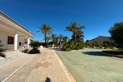 Villa i Altea, Alicante, Altea - € 699.900 | Ref: CLDMLS-72090 - foto 3