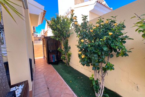 Villa i Altea, Alicante, Altea - € 430.000 | Ref: CLDMLS-17615 - foto 39
