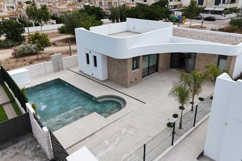 Villa in Los Montesinos, Alicante - photo 2