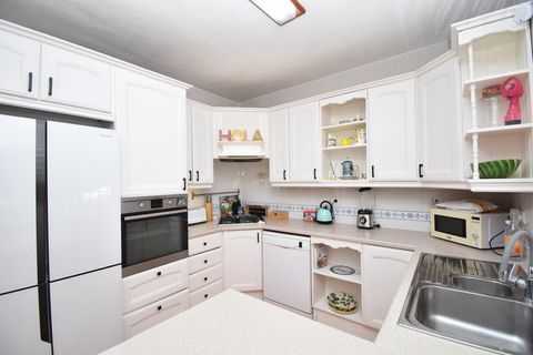 Villa i Punta Prima, Alicante, Punta Prima - € 529.999 | Ref: HE29126 - foto 5