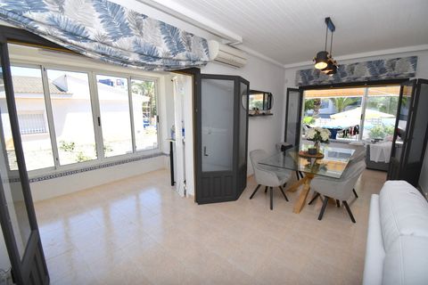 Villa i Punta Prima, Alicante, Punta Prima - € 529.999 | Ref: HE29126 - foto 10