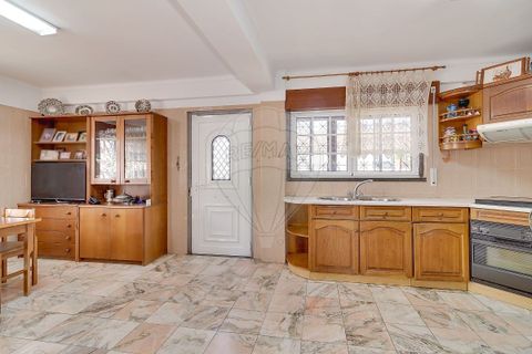 Villa i Lisbon, Lisbon, Lisbon - € 850.000 | Ref: 120612547-9 - foto 8