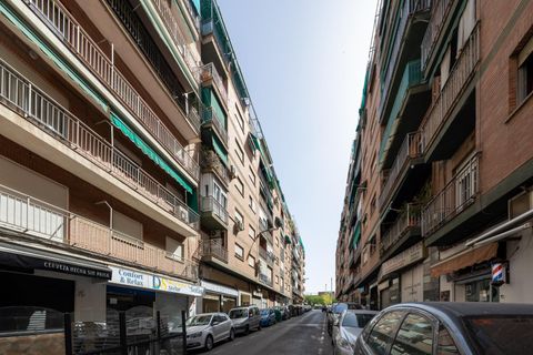 Lejlighed i Granada, Granada, Granada - € 290.000 | Ref: 000329V/8251 - foto 2
