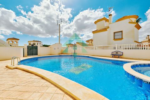 Villa Pinar De Campoverde, Alicante - foto 2