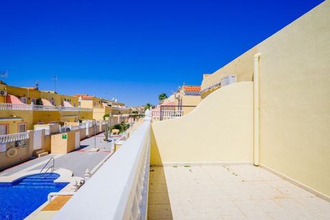 Rækkehus i Orihuela Costa, Alicante, Orihuela Costa - € 239.900 | Ref: MLSC5682302 - foto 50