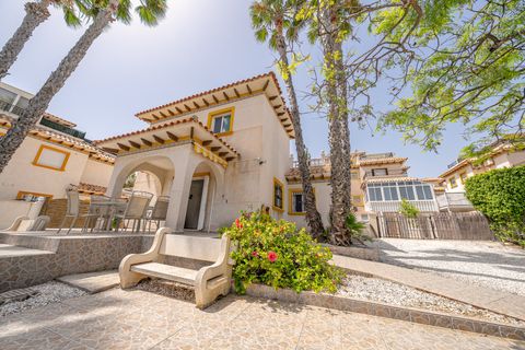 Villa i Playa Flamenca, Alicante, Playa Flamenca - € 529.900 | Ref: 13912 - foto 8