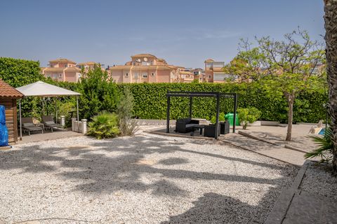 Villa i Playa Flamenca, Alicante, Playa Flamenca - € 529.900 | Ref: 13912 - foto 13