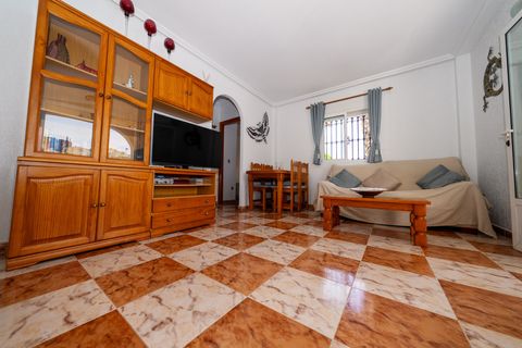 Villa i Playa Flamenca, Alicante, Playa Flamenca - € 529.900 | Ref: 13912 - foto 16