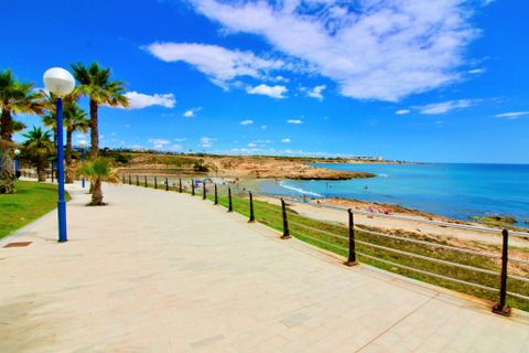 Lejlighed i Playa Flamenca, Alicante, Playa Flamenca - € 495.000 | Ref: THKCI-2423-5172 - foto 20