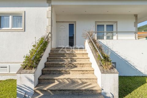 Villa i Santo Tirso, Porto, Santo Tirso - € 495.000 | Ref: ZMPT582642 - foto 1