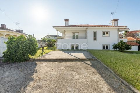 Villa i Santo Tirso, Porto, Santo Tirso - € 495.000 | Ref: ZMPT582642 - foto 12