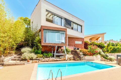 Haus in Sitges, Barcelona, Sitges - € 1.250.000 | Ref: SIT3150 - Foto 1