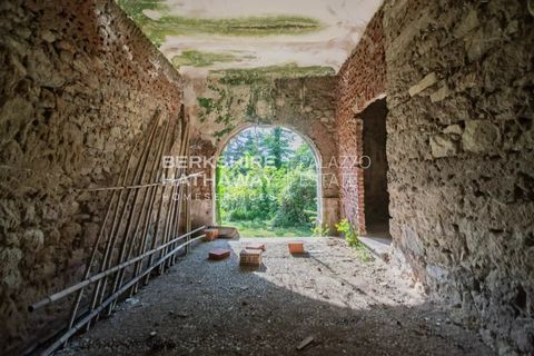 Villa i Varese, Varese, Varese - € 1.000.000 | Ref: ILO1823 - foto 23