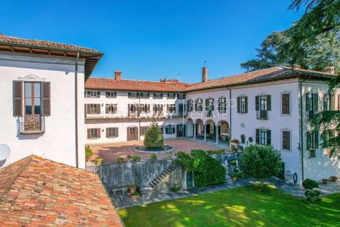 Villa i Daverio, Varese, Daverio - € 2 500 000 | Ref: ILO1826 - foto 4