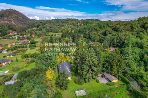Villa en Angera, Varese, Angera - € 2.450.000 | Ref: ILO1828 - photo 4