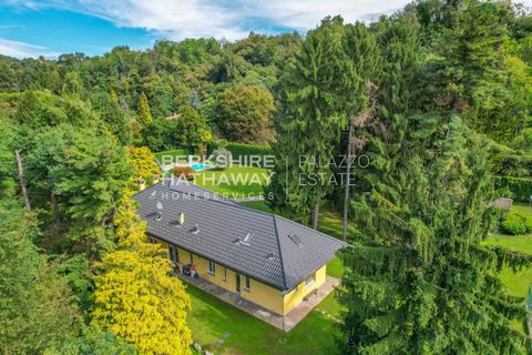 Villa en Angera, Varese, Angera - € 2.450.000 | Ref: ILO1828 - photo 14