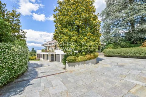 Villa i Buguggiate, Varese, Buguggiate - € 2.850.000 | Ref: ILO1831 - foto 2
