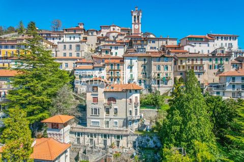 Villa i Varese, Varese, Varese - € 1.800.000 | Ref: ILO3418 - foto 9