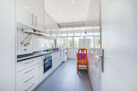 Lejlighed i Odivelas, Lisbon, Odivelas - € 315.864 | Ref: C0407-00572 - foto 2