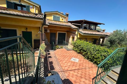 Villa i Guidonia Montecelio, Rome, Guidonia Montecelio - € 175.000 | Ref: san2 - foto 41
