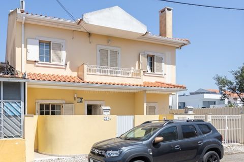 Byhus i Amora, Setubal, Amora - € 370.000 | Ref: OR99409EW - foto 1