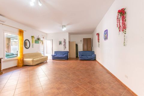L'establiment comercial a Ardea, Rome, Ardea - € 800/mes | Ref: 1001-756 - foto 9