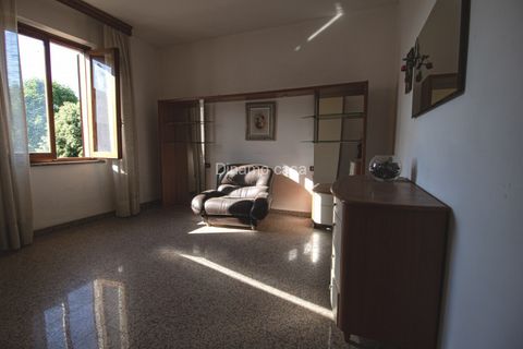 Villa in Prato, Prato, Prato - € 490.000 | Ref: DC490 - foto 10